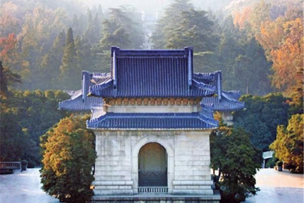 南京中山陵是否開放?陵園呈警鐘狀設計獨特