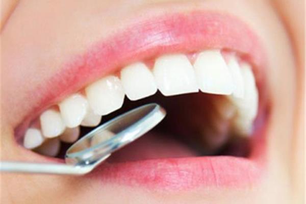 孩子補牙能吃多久,孩子補牙能刷多久?