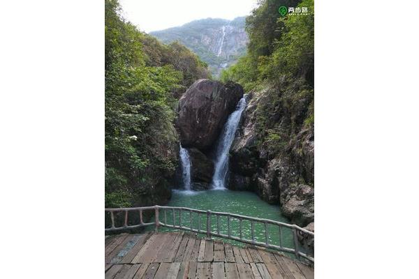 廣西壯族自治區白水寨景區全球很大瀑布