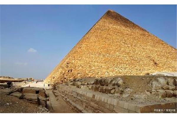 埃及金字塔是什么時候建的?