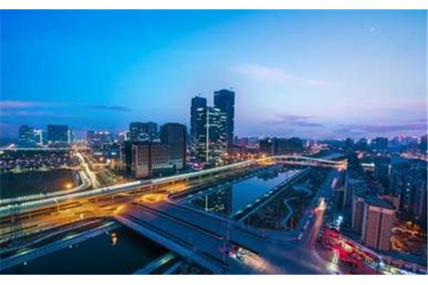 鄭州有多少人?截至2021年末鄭州市人口數量為1282.8萬