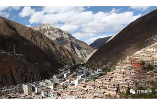 甘孜藏族自治州最低海拔多少米?