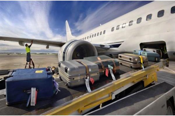 行李超過多少公斤需托運?航空公司將要求托運
