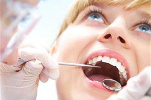 拔牙后應該補牙多久?拔牙三個月后可以補牙嗎?