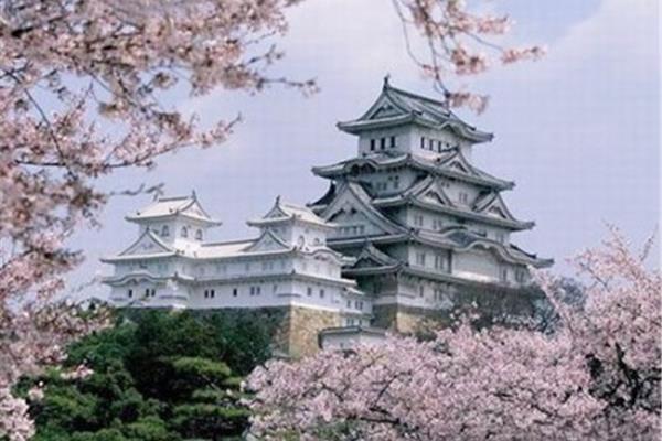 张家界凤凰旅游攻略,日本哪些旅游景点好玩?